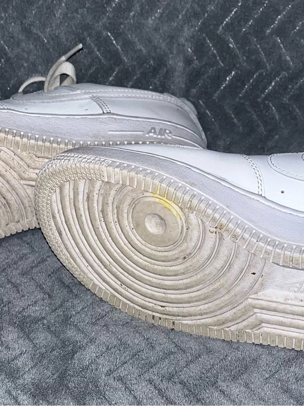 Nike Air Force 1 Youth Low Sneakers